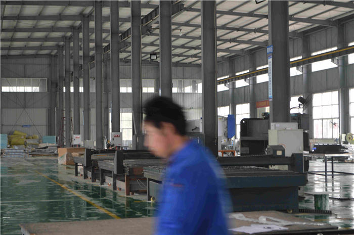 航標(biāo)廠(chǎng)區(qū)車(chē)間