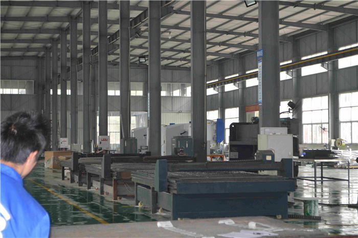 航標(biāo)廠(chǎng)區(qū)車(chē)間